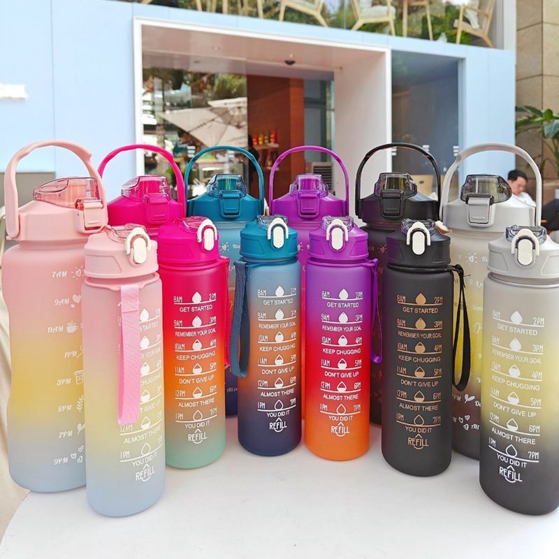 Kit 3 Garrafa Squeeze 2L+ 900ml +300ml com Adesivos Academia Escola Treino Antivazamento